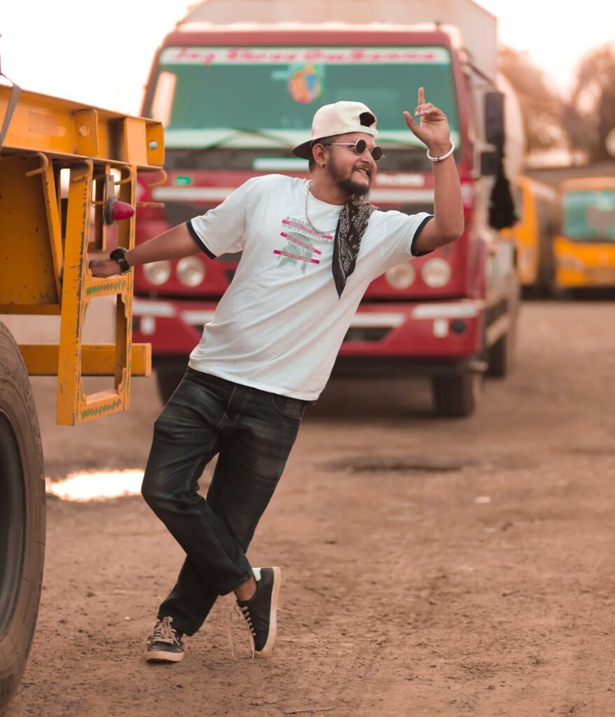 Monish Raja Biography, age, height, Wife, family, income, net worth.