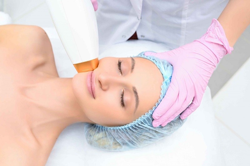 laser hair removal at a laser clinic