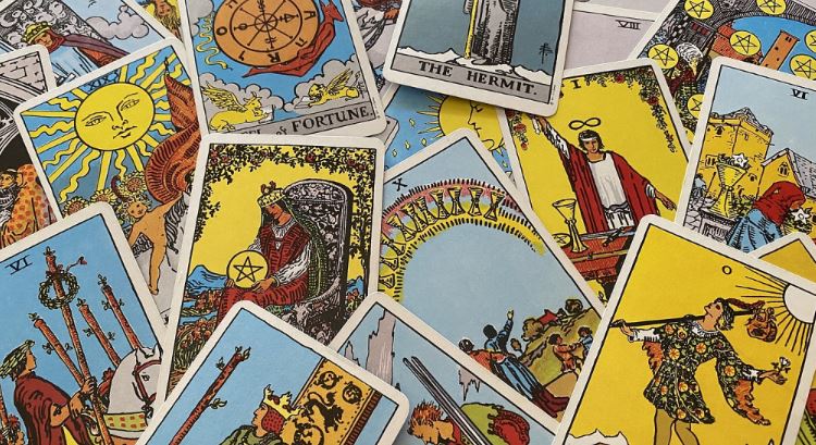 Top Tarot Reading Myths That Separates Fact from Fiction